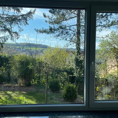 Gartenapartment Mit Ausblick Stadtnah Apartment