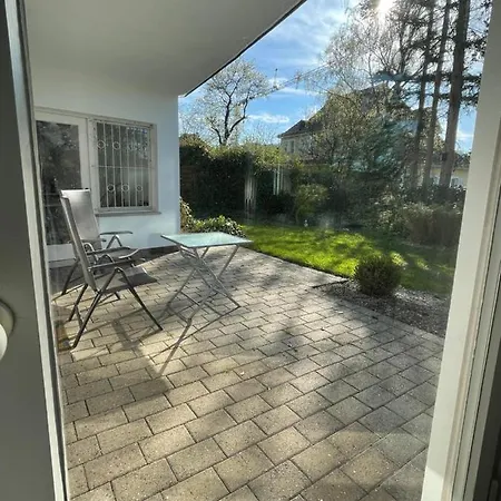 아파트 Gartenapartment Mit Ausblick Stadtnah *